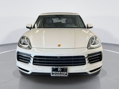 Used 2022 Porsche Cayenne Platinum Edition AWD/4WD image 2