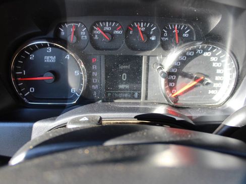 Used 2015 Chevrolet Silverado 2500 W/T image 15