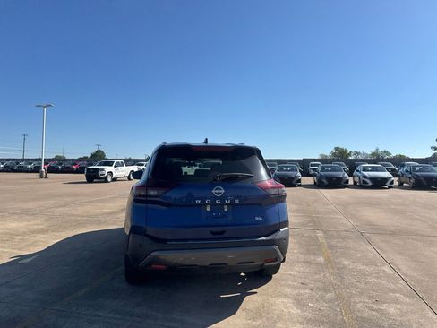 Certified 2023 Nissan Rogue SL w/ SL Premium Package FWD image 16