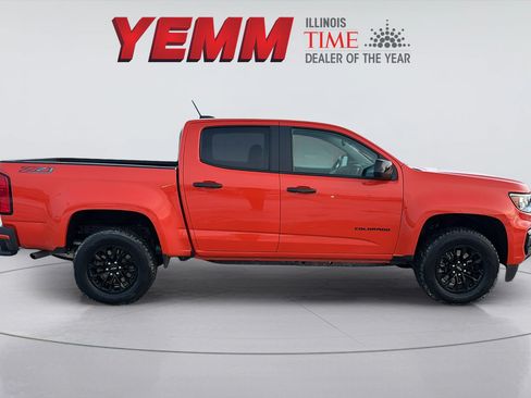 Used 2022 Chevrolet Colorado Z71 w/ Trail Boss Package AWD/4WD image 9