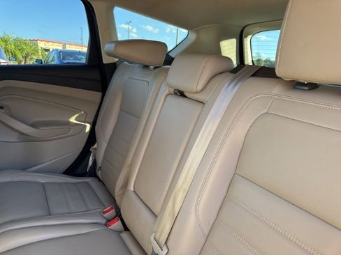 Used 2018 Ford Escape SEL image 21