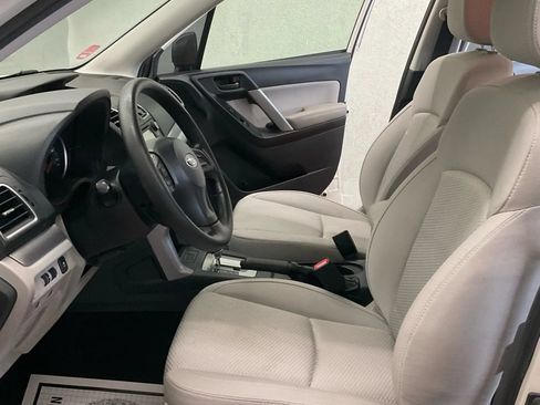 Used 2016 Subaru Forester 2.5i w/ Alloy Wheel Package AWD/4WD image 8