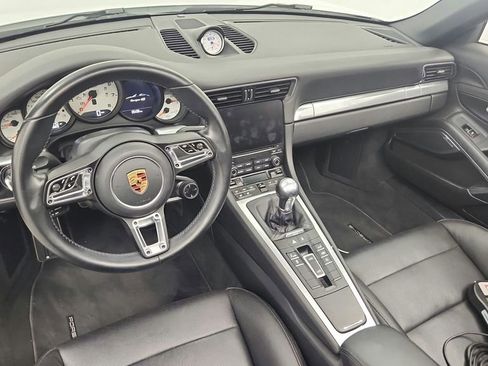 Used 2017 Porsche 911 Targa 4S AWD/4WD image 40