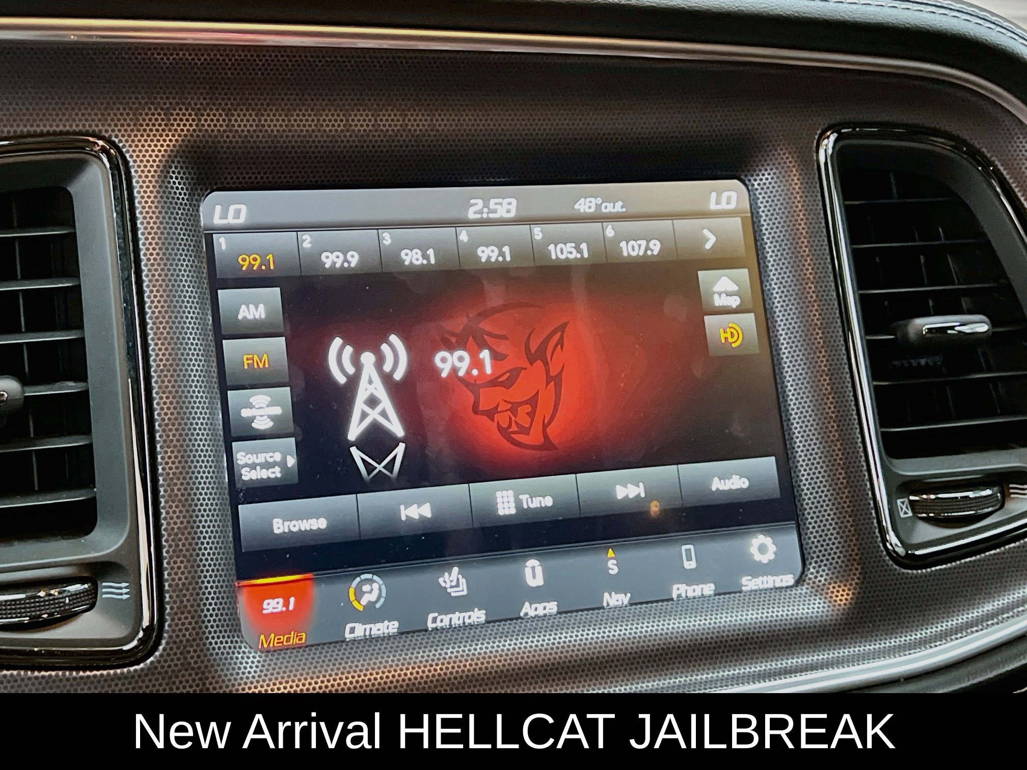 Used 2023 Dodge Challenger SRT Hellcat RWD image 15