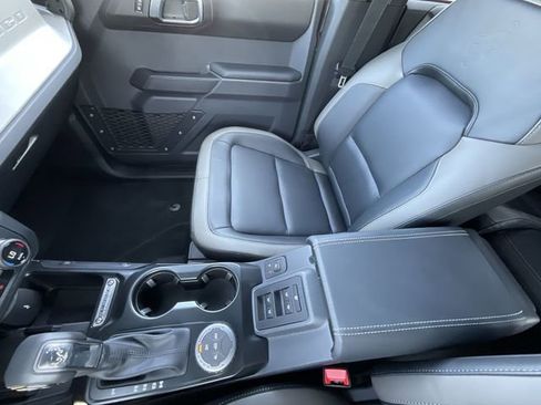 New 2025 Ford Bronco Outer Banks image 21