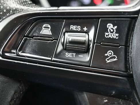 Used 2023 Alfa Romeo Stelvio Ti AWD/4WD image 21