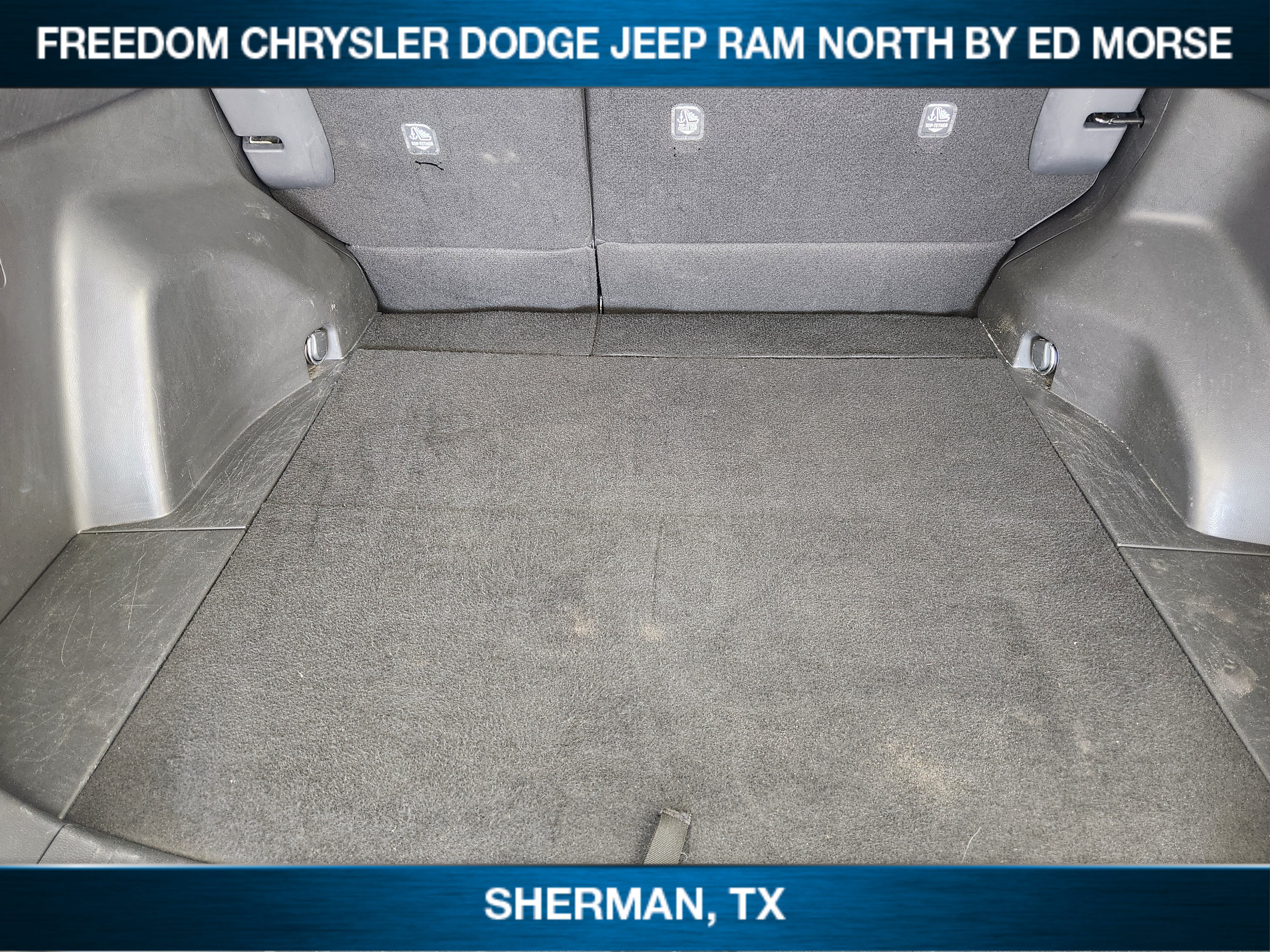 Used 2025 Toyota RAV4 LE FWD image 21