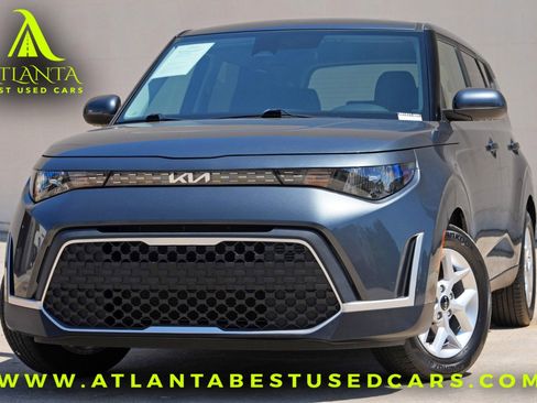 Used 2023 Kia Soul LX w/ LX Technology Package FWD image 1