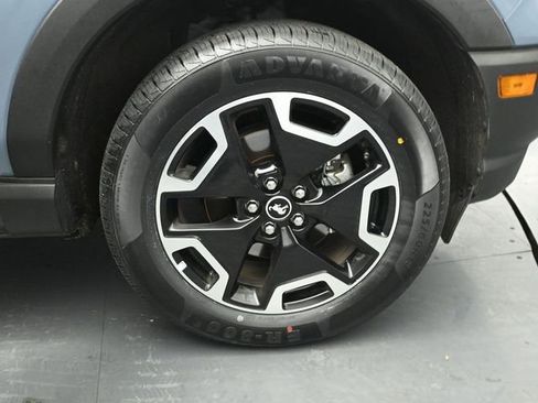 Certified 2024 Ford Bronco Sport Outer Banks AWD/4WD image 34