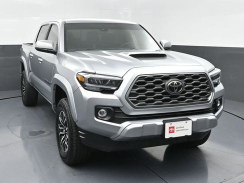Certified 2023 Toyota Tacoma TRD Sport w/ Black Out Package (TMS) image 3