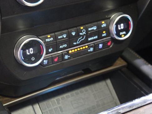 Used 2021 Ford Expedition Max Platinum image 15