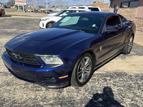 Used 2012 Ford Mustang Premium image 5