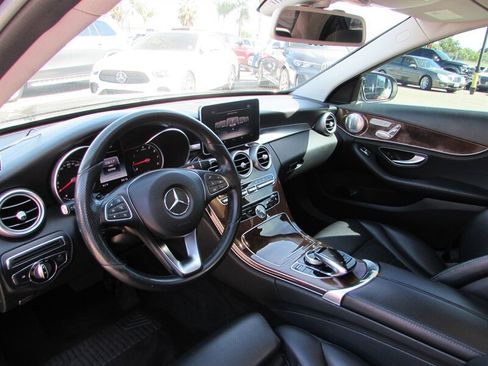 Used 2015 Mercedes-Benz C 300 4MATIC Sedan image 8