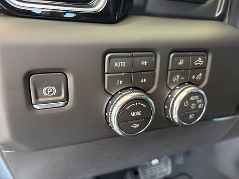 New 2026 GMC Sierra 1500 Denali w/ Denali Reserve Package image 16