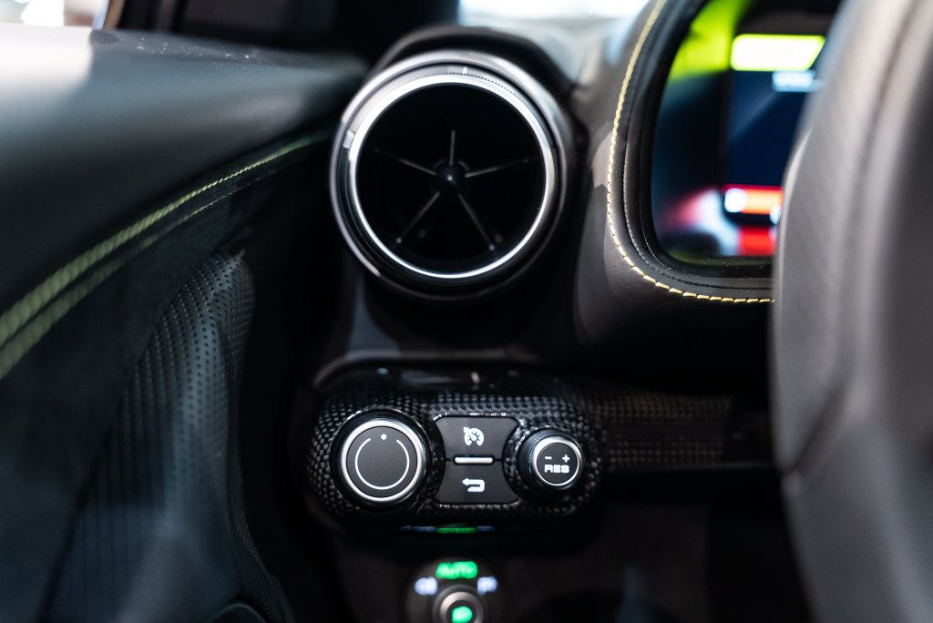 Certified 2023 Ferrari 812 GTS RWD image 34