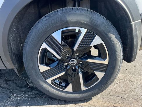 New 2026 Nissan Kicks SV w/ SV Premium Package image 10