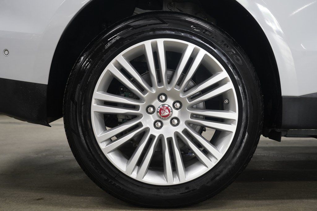 Used 2019 Jaguar F-PACE Portfolio AWD/4WD image 35