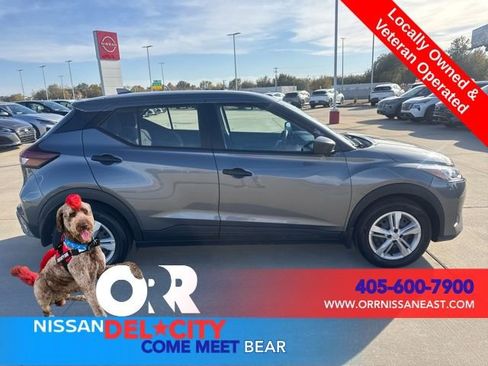 Used 2023 Nissan Kicks S image 6