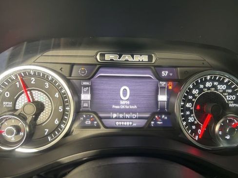Used 2023 RAM 1500 Laramie AWD/4WD image 19