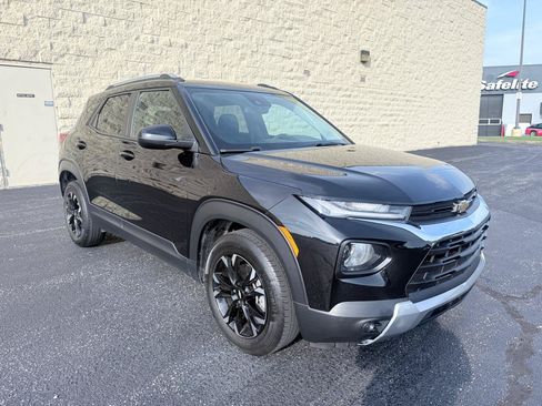 Used 2023 Chevrolet TrailBlazer LT FWD image 7