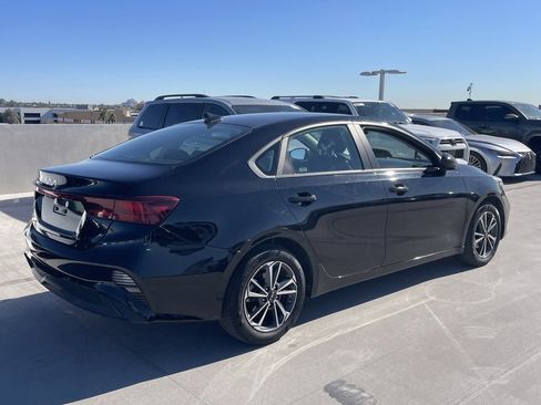 Used 2024 Kia Forte LXS image 2