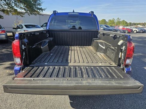 Used 2023 Toyota Tacoma SR5 image 10