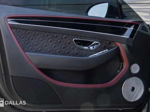 Used 2022 Bentley Continental GT Speed image 23