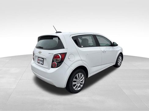 Used 2016 Chevrolet Sonic LS image 9