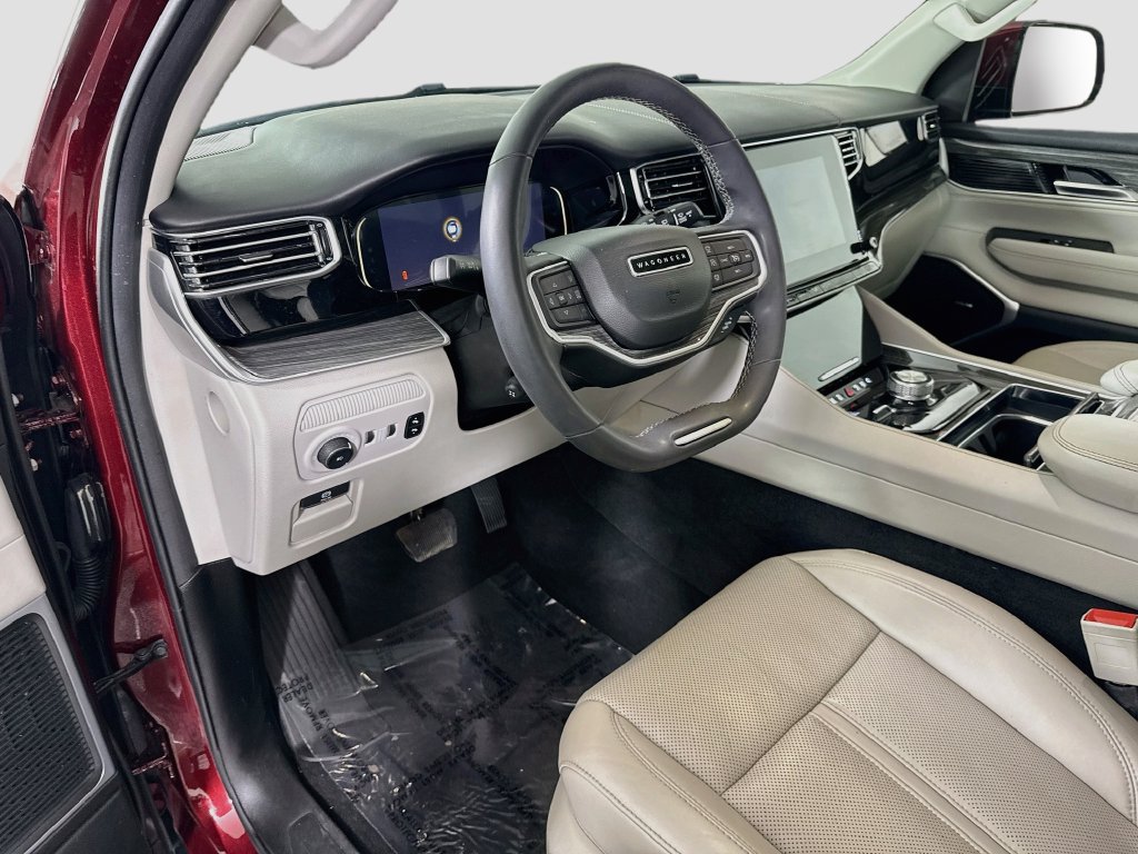 Used 2022 Jeep Wagoneer Series II w/ Premium Group I AWD/4WD image 19