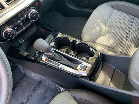 Used 2025 Chevrolet Trax LT image 37