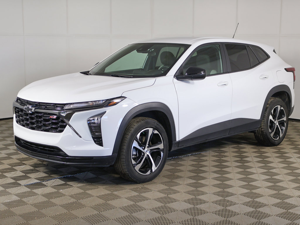 Used 2025 Chevrolet Trax RS w/ Driver Confidence Package FWD image 8
