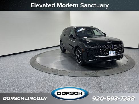 New 2026 Lincoln Nautilus Reserve AWD/4WD image 2