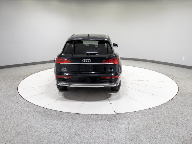 Used 2023 Audi Q5 2.0T Premium w/ Convenience Package AWD/4WD image 29