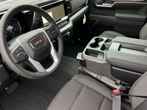 New 2026 GMC Sierra 1500 Elevation w/ X31 Off-Road Package AWD/4WD image 8