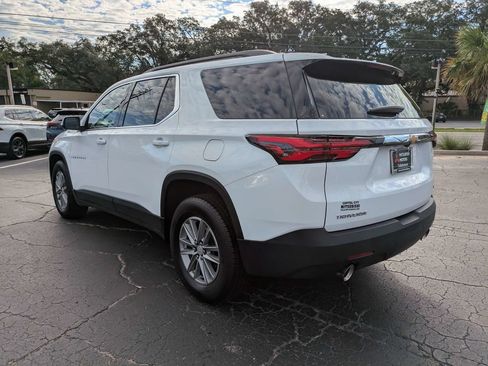 Used 2023 Chevrolet Traverse LT FWD image 6