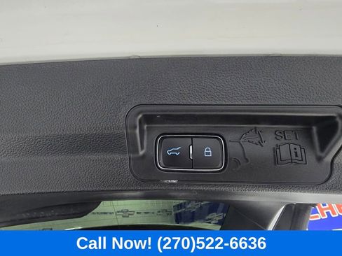 Used 2020 Ford Explorer XLT w/ Comfort Package AWD/4WD image 23