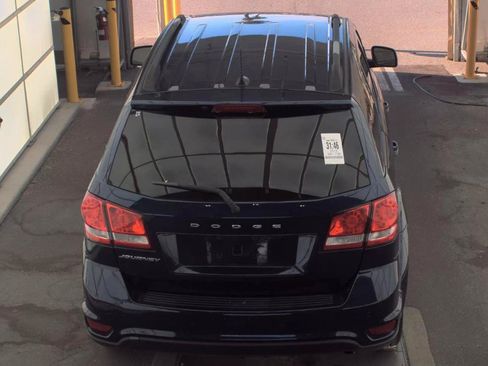 Used 2019 Dodge Journey SE FWD image 5