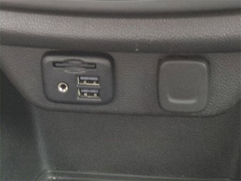 Used 2020 Chevrolet Traverse Premier w/ Redline Edition image 29