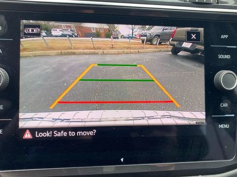 Used 2023 Volkswagen Tiguan SE image 29