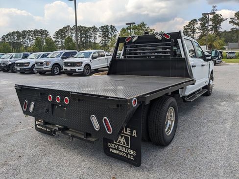 New 2024 Ford F350 XL w/ XL Chrome Package image 5