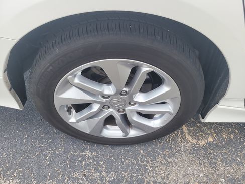 Used 2019 Honda Accord LX image 8