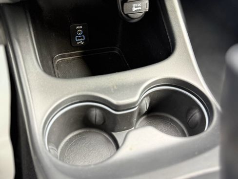 Used 2018 Dodge Journey SXT image 10