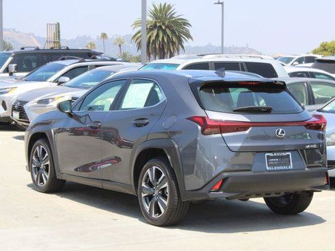 Certified 2025 Lexus UX 300h FWD image 19