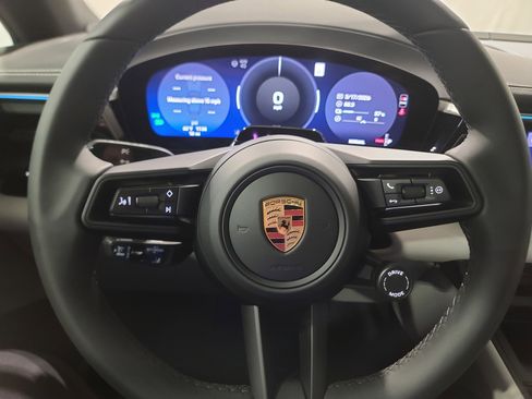 New 2026 Porsche Macan Electric image 16