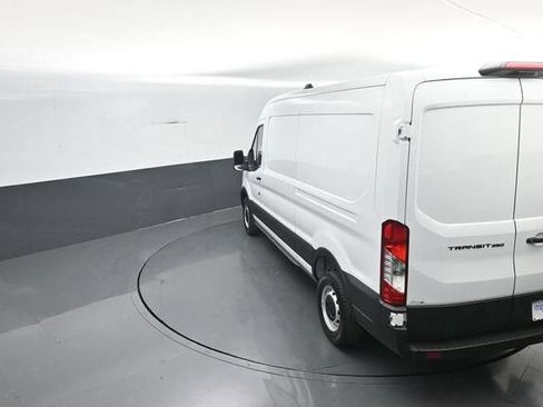 New 2026 Ford Transit 250 148 Medium Roof RWD image 19