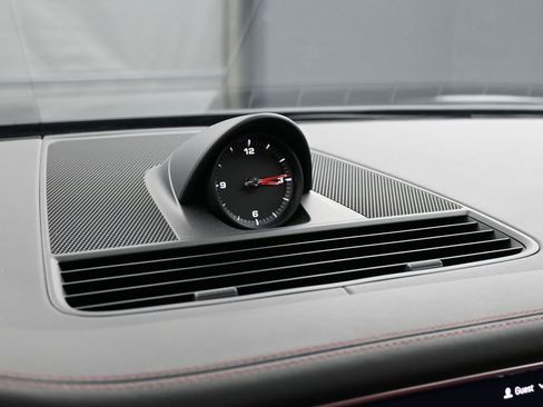 Certified 2023 Porsche Panamera 4 Platinum Edition image 21