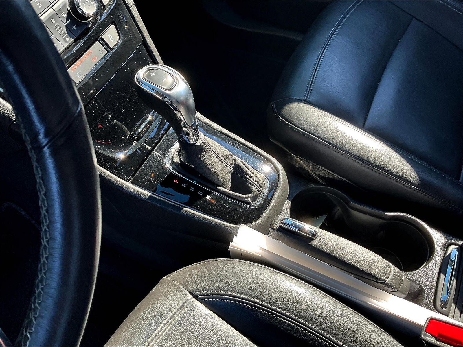Used 2020 Buick Encore Essence FWD image 18