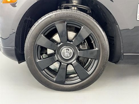 Used 2019 Rolls-Royce Cullinan image 34