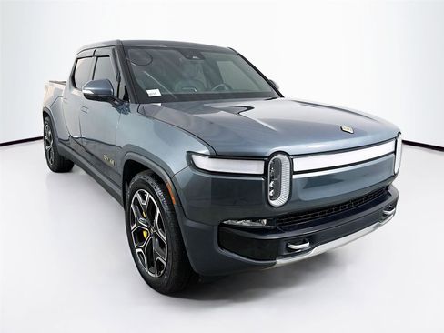 Used 2022 Rivian R1T Launch Edition image 1