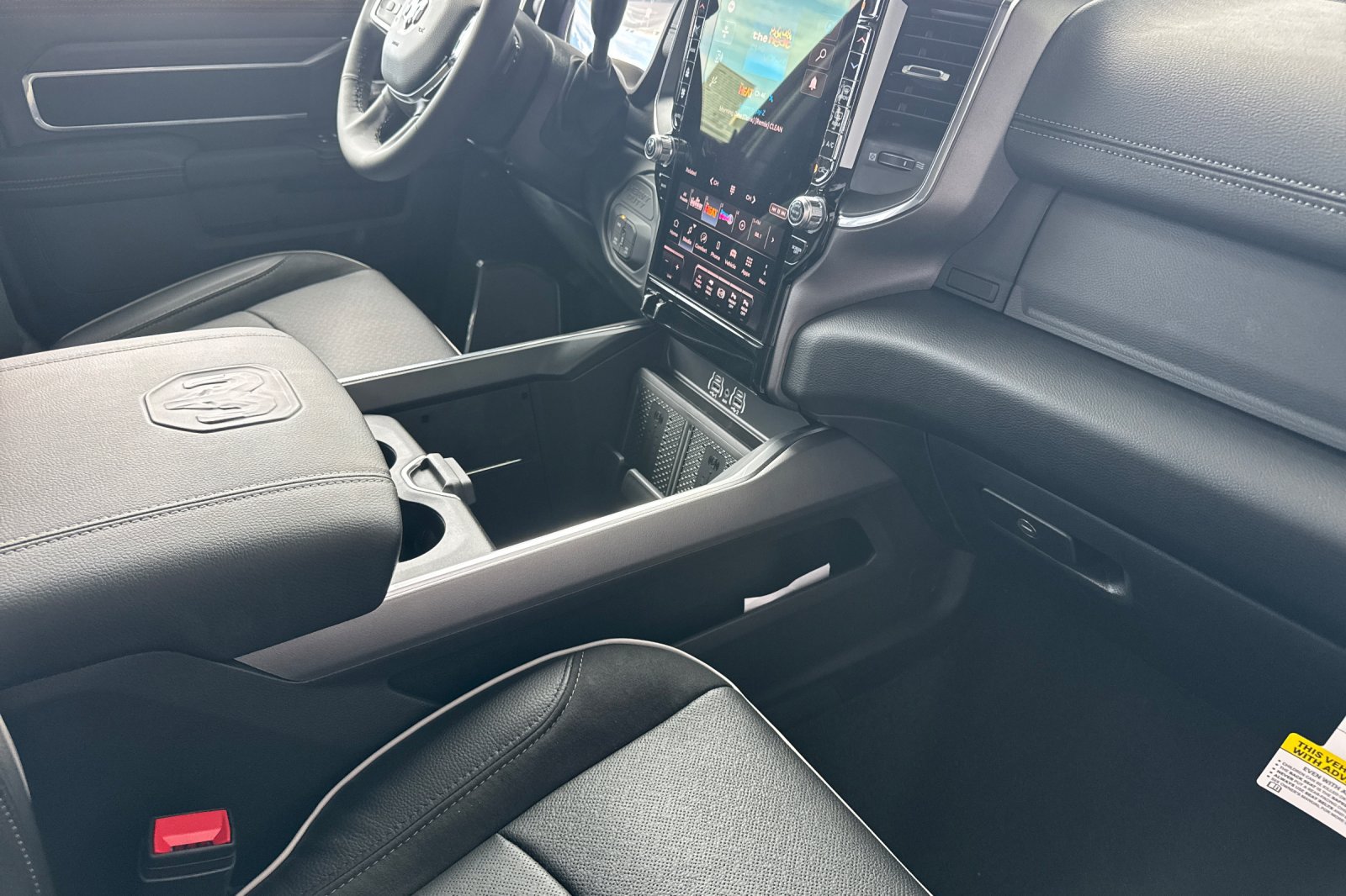 New 2027 RAM 3500 Laramie AWD/4WD image 14